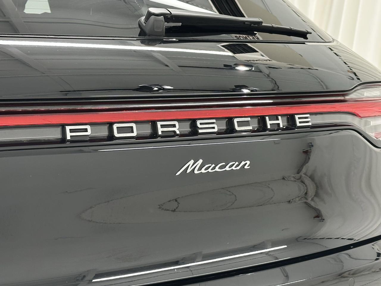 2024 Porsche Macan Newark DE