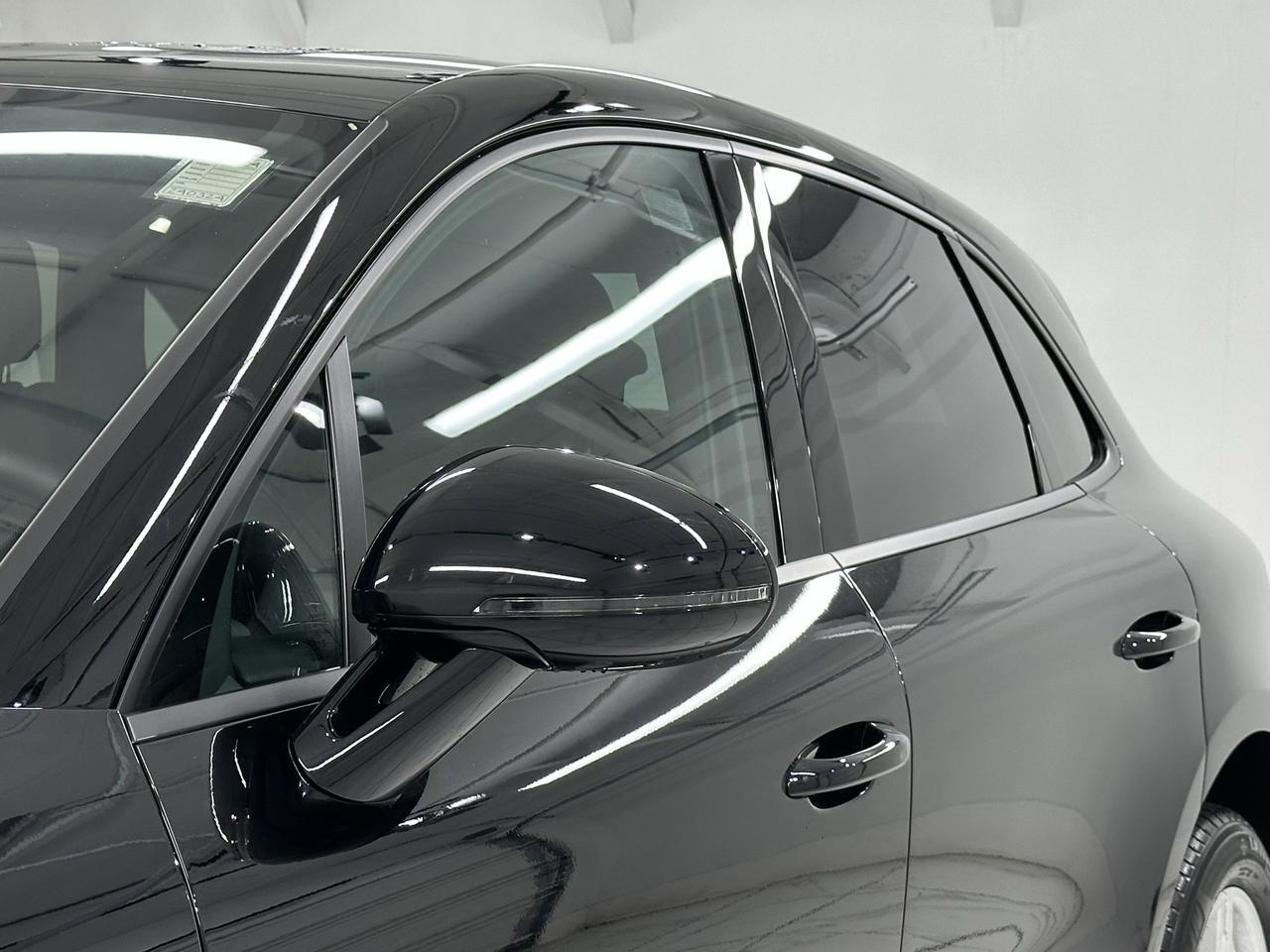 2024 Porsche Macan Newark DE