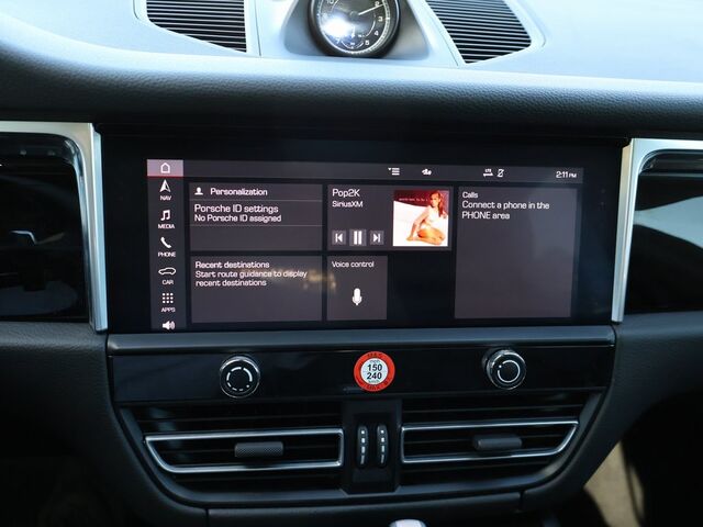 2024 Porsche Macan  Oshkosh WI