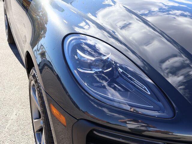 2024 Porsche Macan  Oshkosh WI