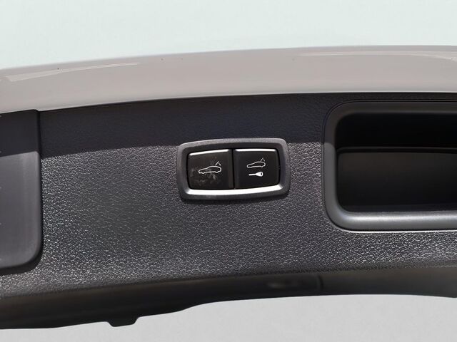 2024 Porsche Macan  Oshkosh WI