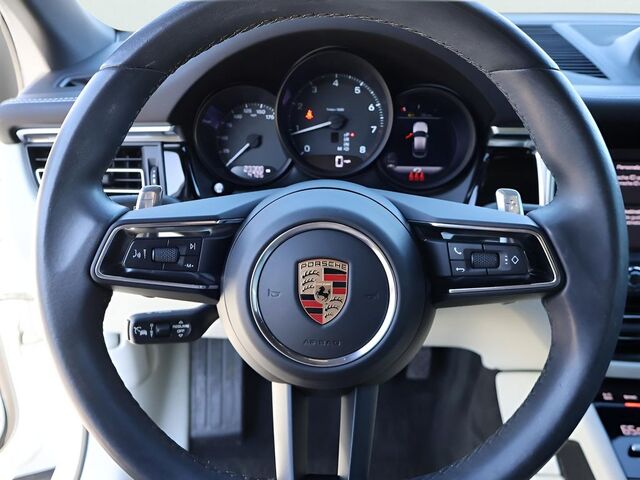 2024 Porsche Macan  Oshkosh WI