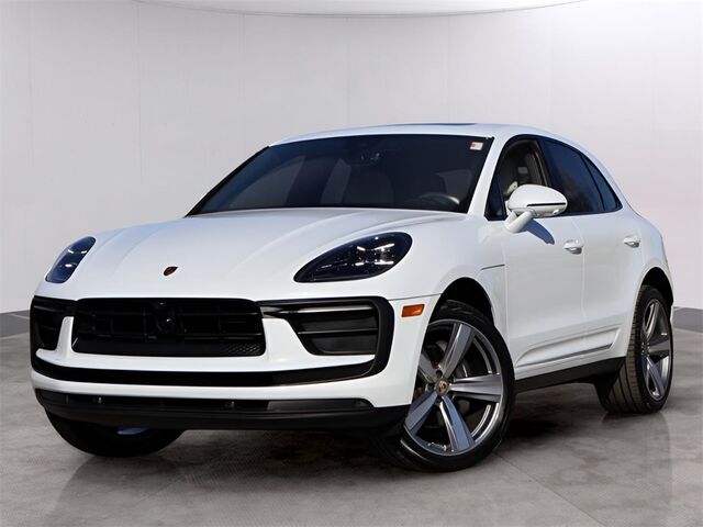 2024 Porsche Macan  Oshkosh WI
