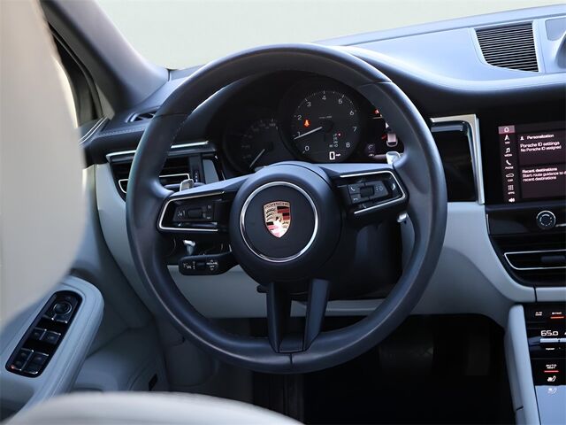 2024 Porsche Macan  Oshkosh WI