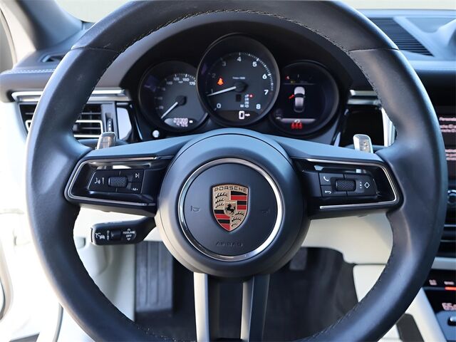 2024 Porsche Macan  Oshkosh WI