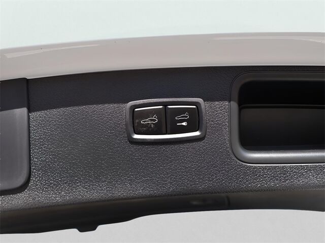 2024 Porsche Macan  Oshkosh WI