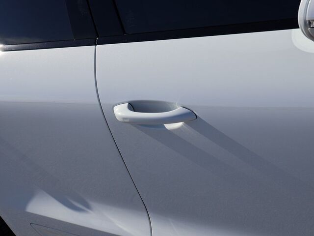 2024 Porsche Macan  Oshkosh WI