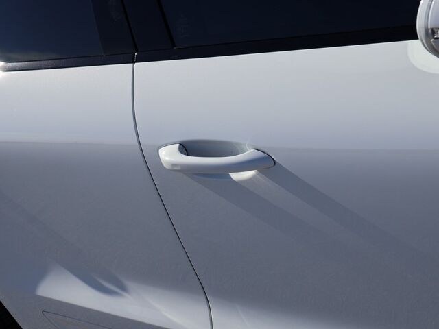 2024 Porsche Macan  Oshkosh WI