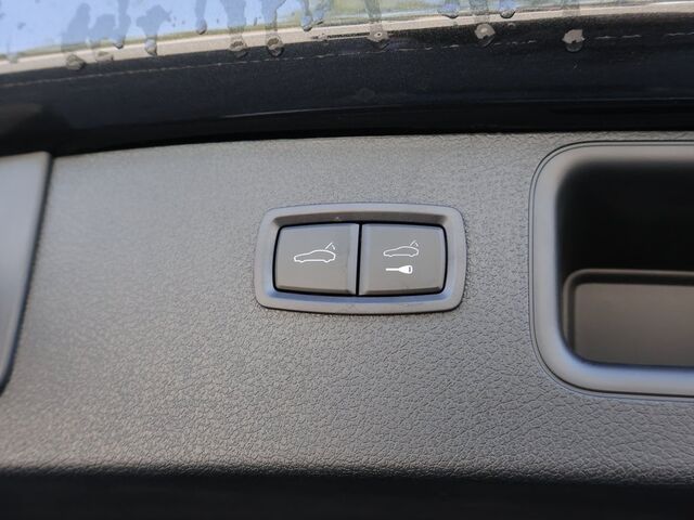 2024 Porsche Macan  Oshkosh WI