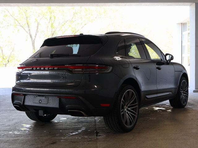 2024 Porsche Macan  Oshkosh WI