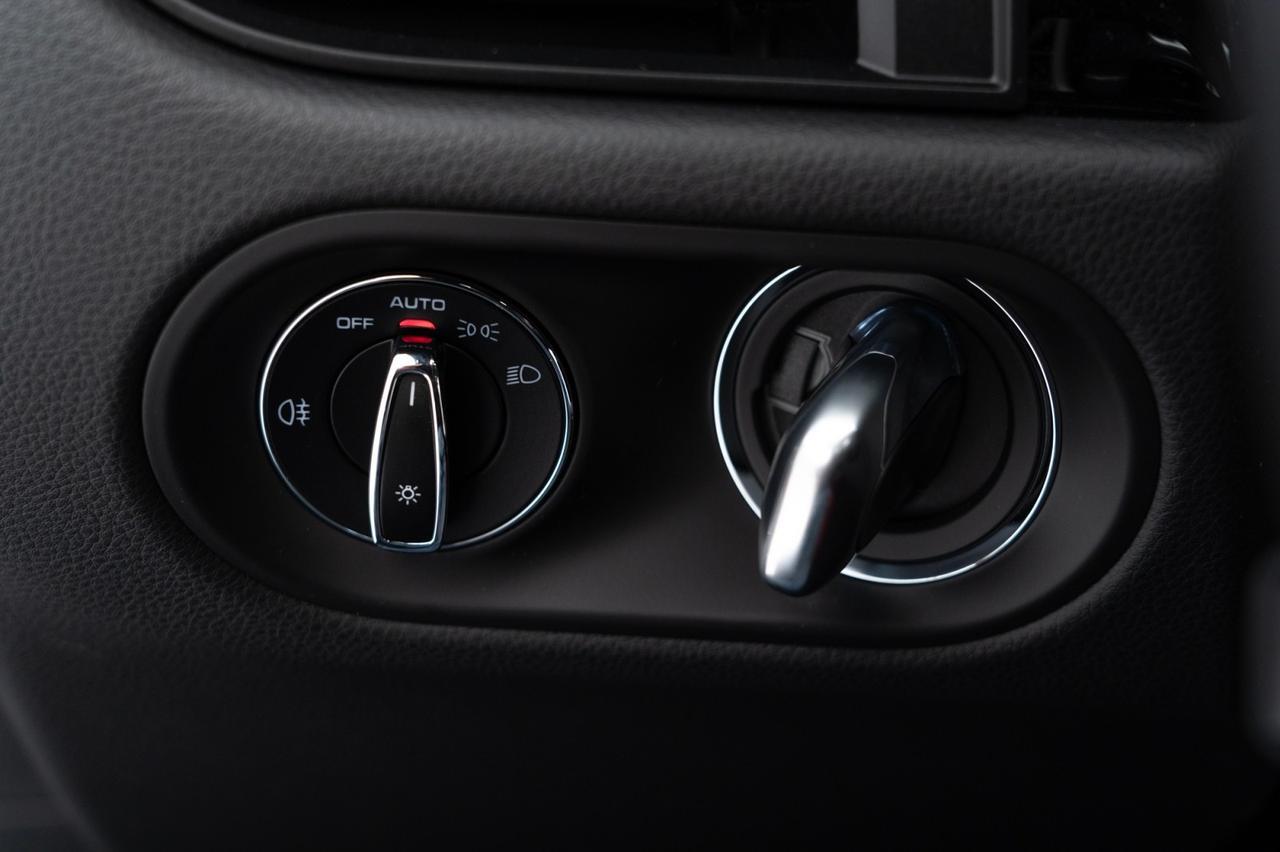2024 Porsche Macan Pompano Beach FL