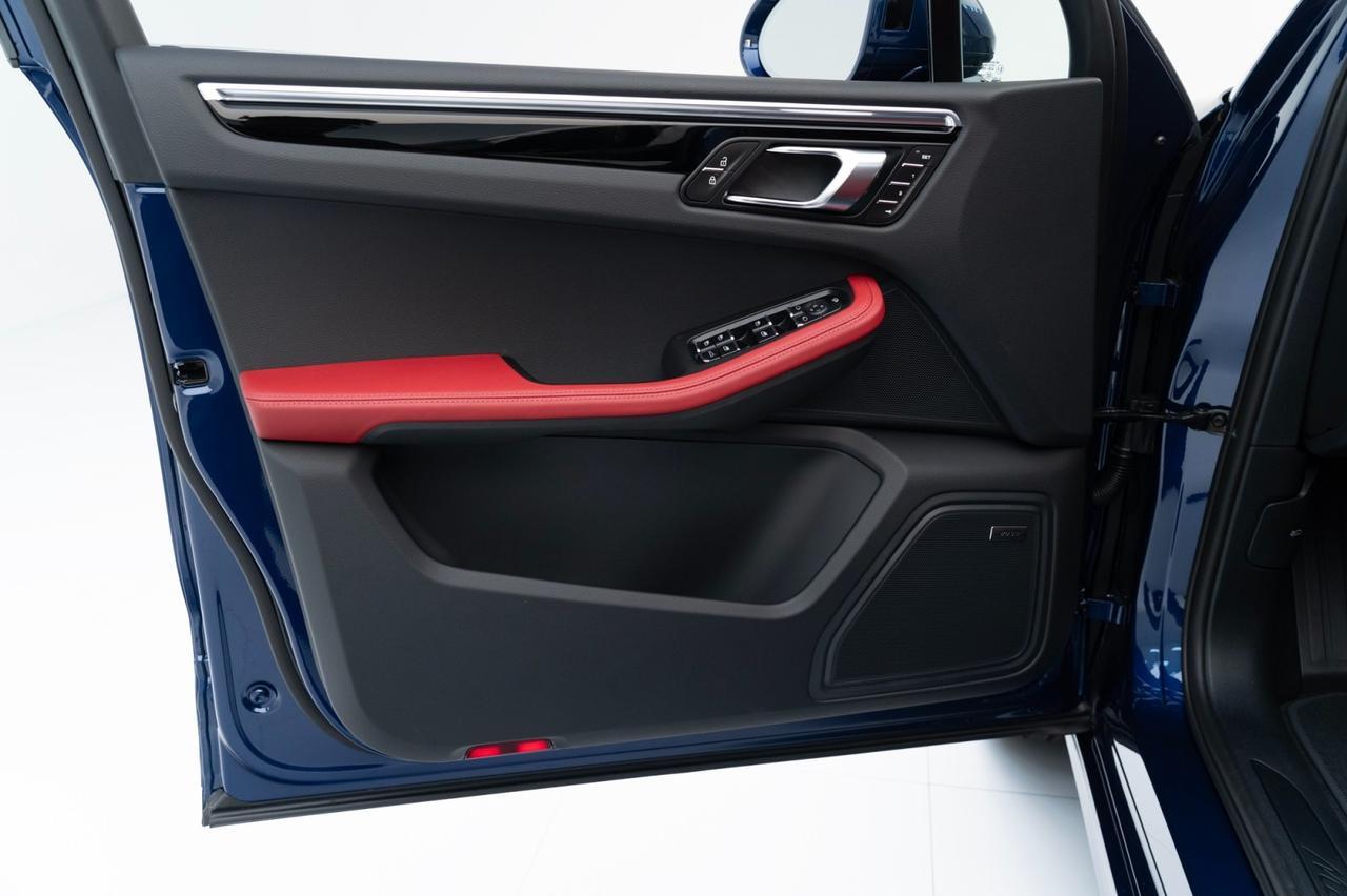 2024 Porsche Macan Pompano Beach FL