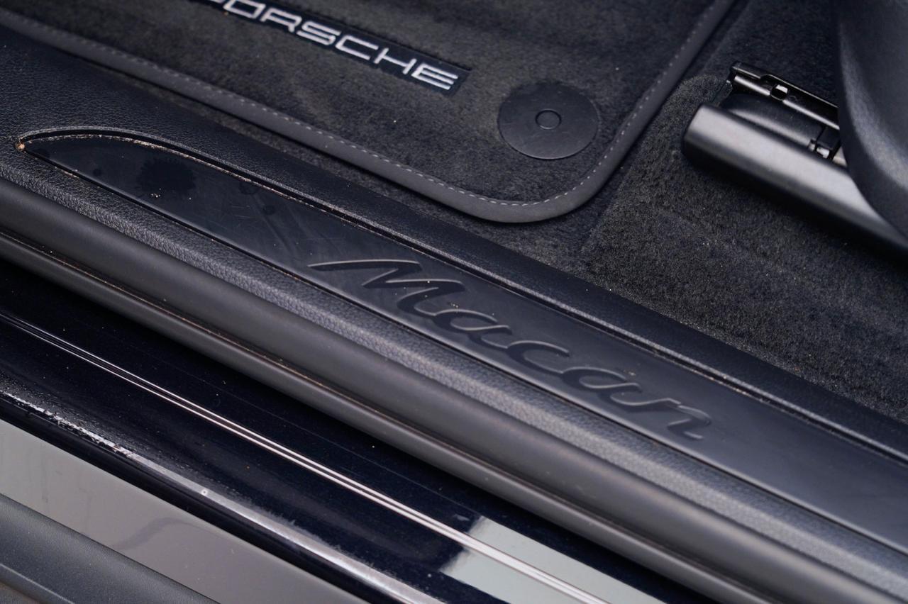 2024 Porsche Macan Pompano Beach FL