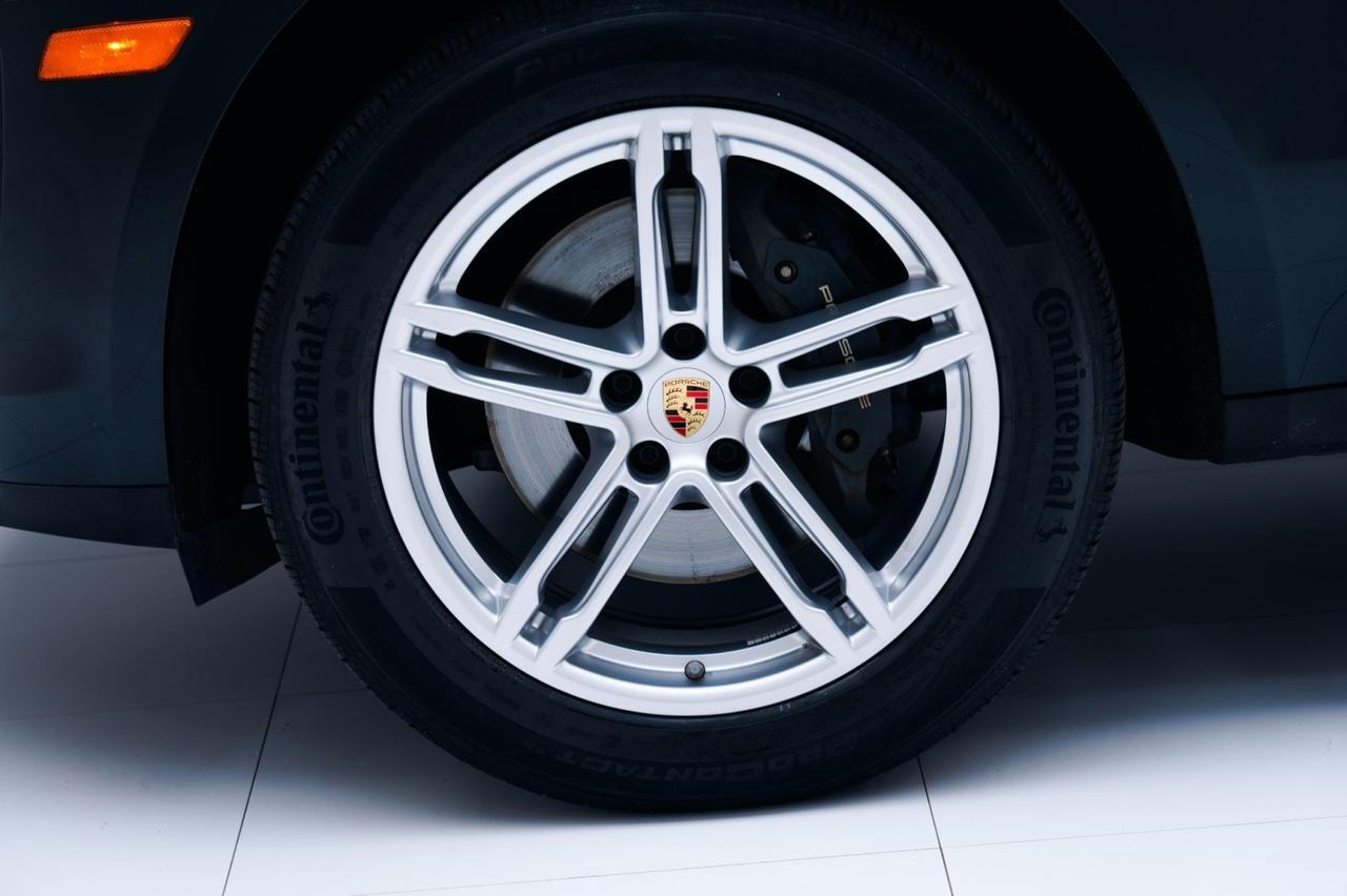 2024 Porsche Macan Pompano Beach FL