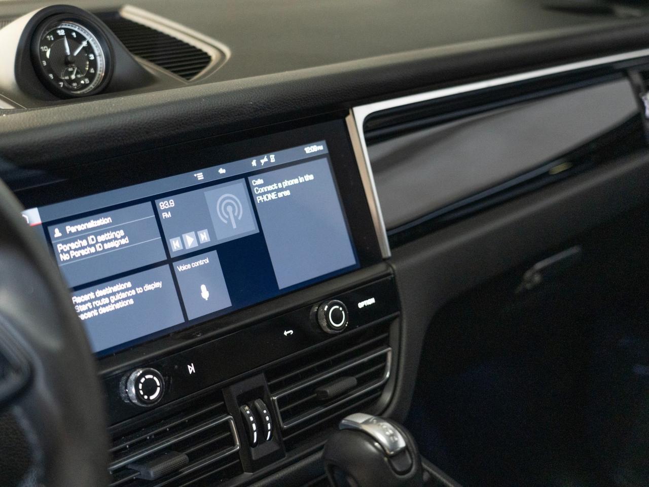 2024 Porsche Macan Pompano Beach FL