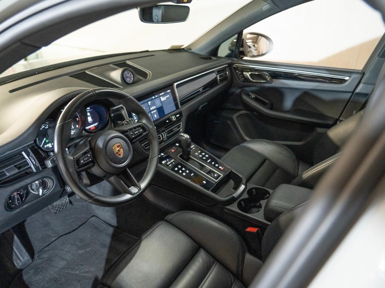 2024 Porsche Macan Pompano Beach FL