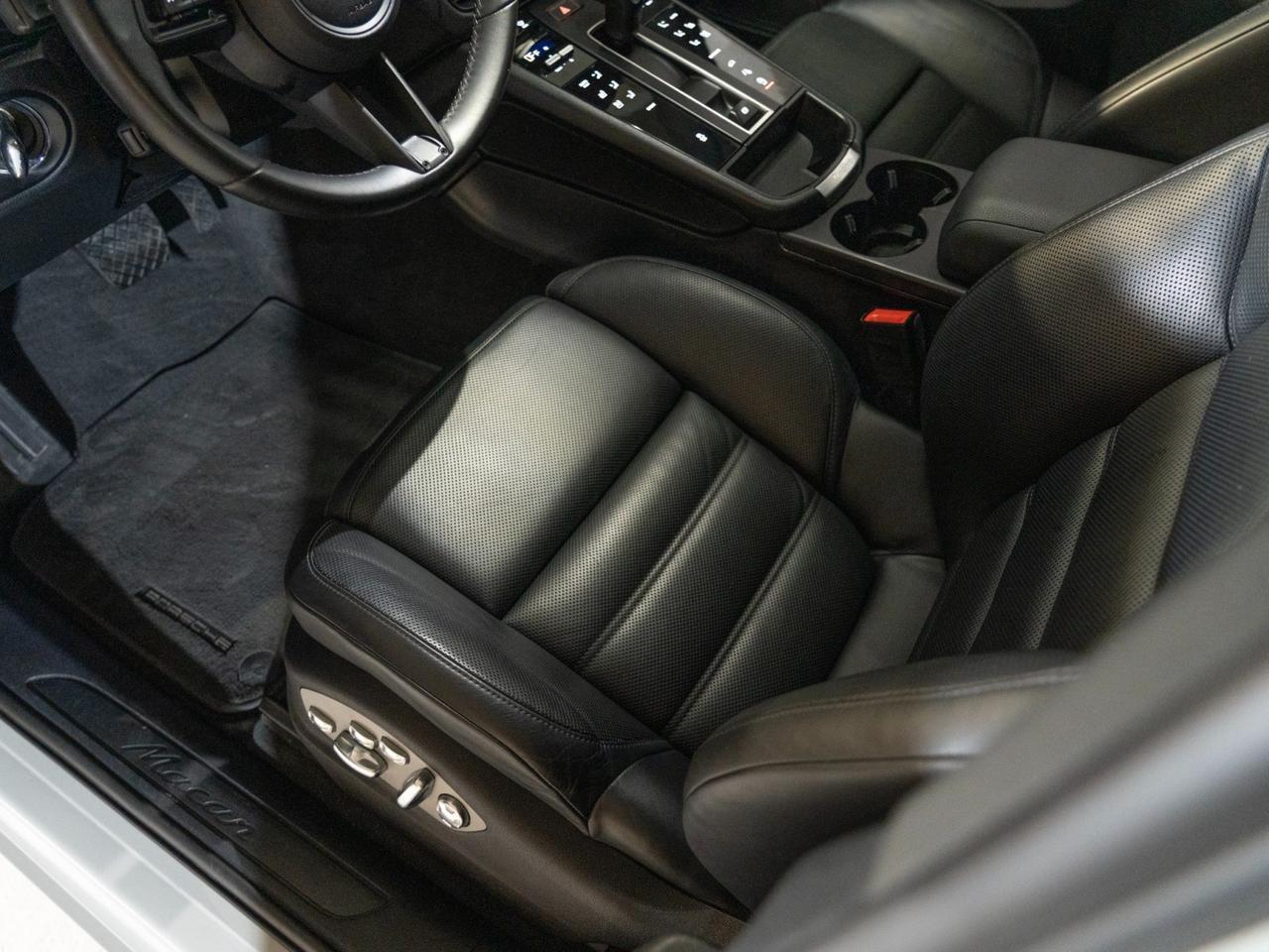 2024 Porsche Macan Pompano Beach FL