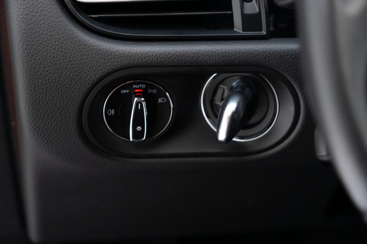 2024 Porsche Macan Pompano Beach FL