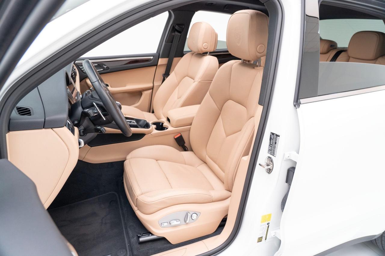 2024 Porsche Macan Pompano Beach FL