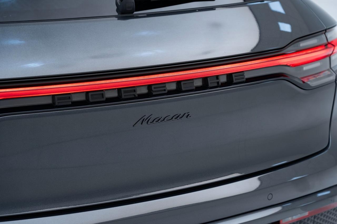 2024 Porsche Macan Pompano Beach FL