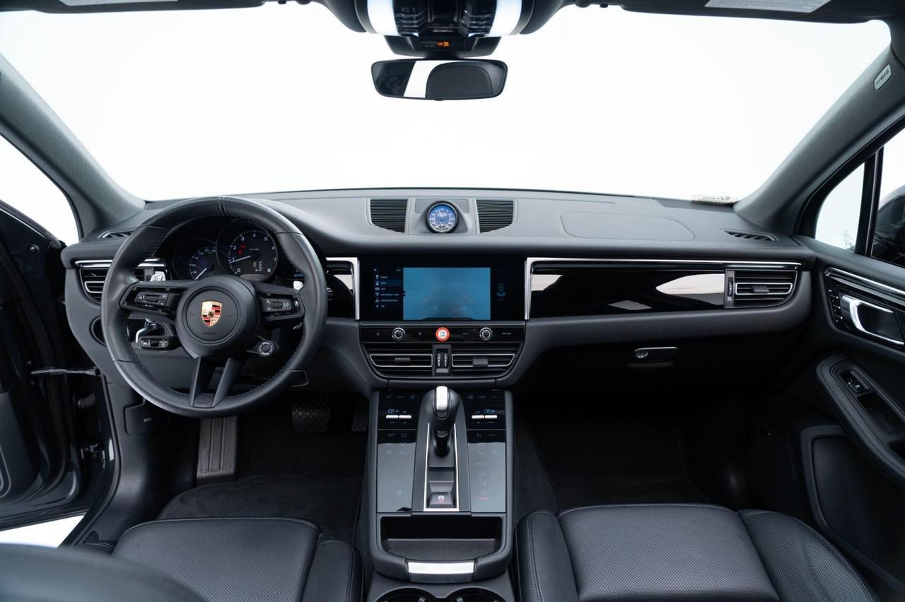 2024 Porsche Macan Pompano Beach FL