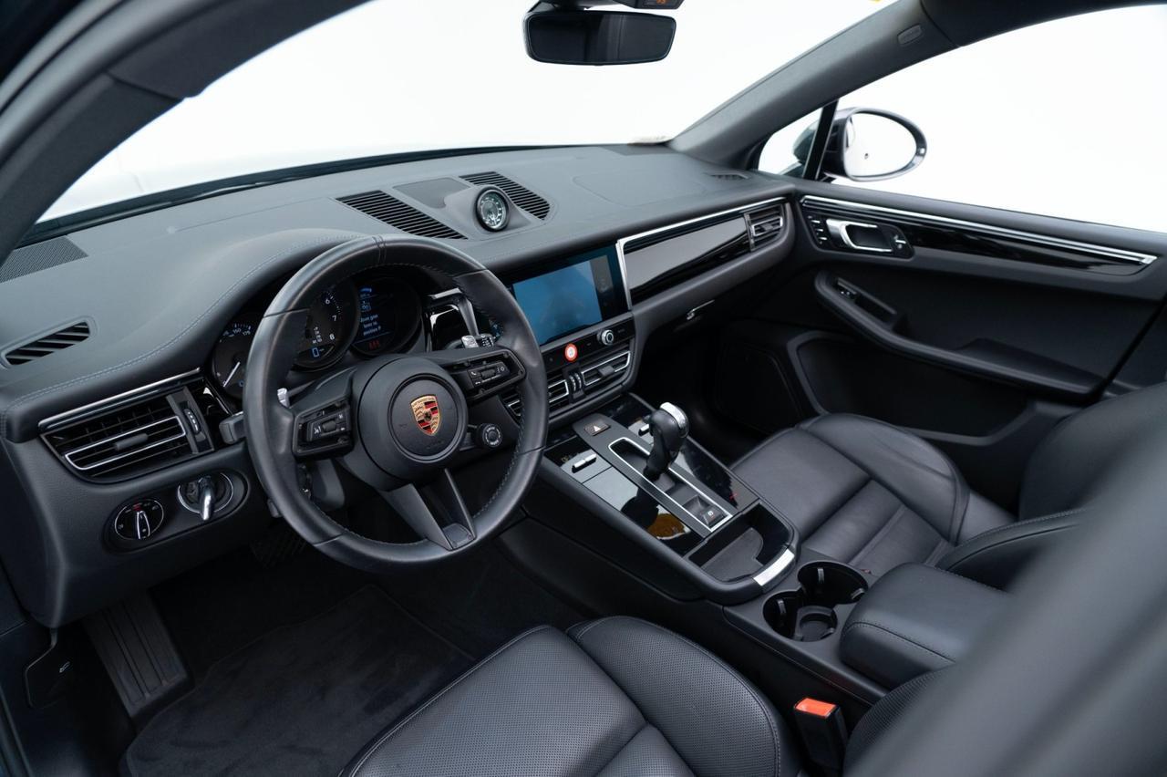 2024 Porsche Macan Pompano Beach FL
