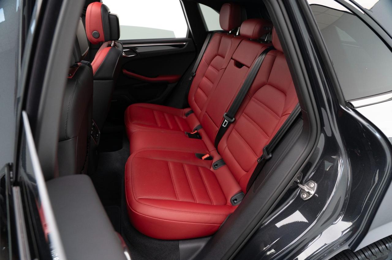 2024 Porsche Macan Pompano Beach FL