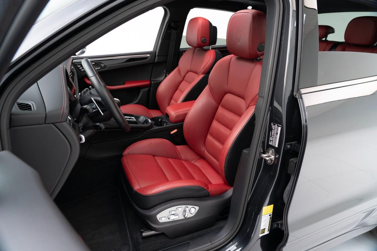 2024 Porsche Macan Pompano Beach FL