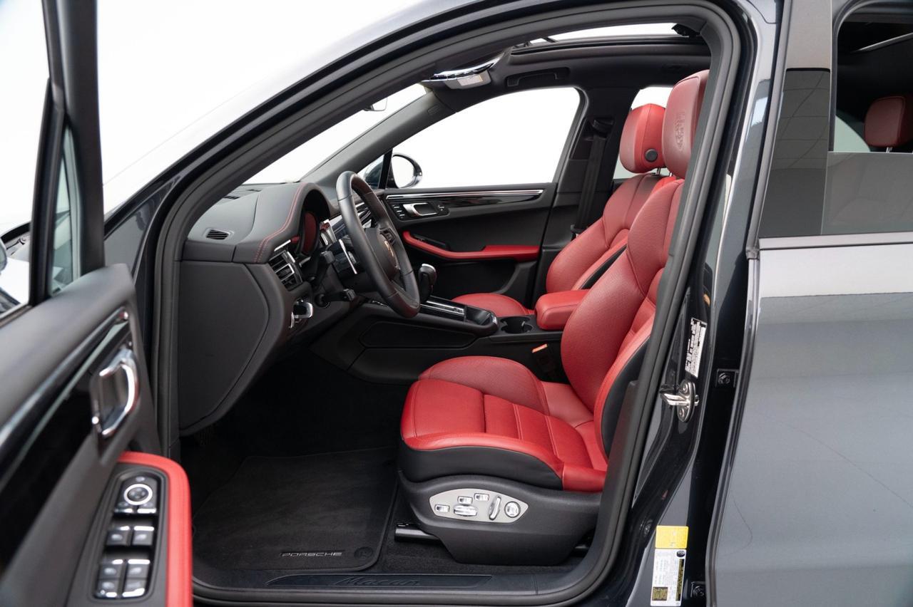 2024 Porsche Macan Pompano Beach FL