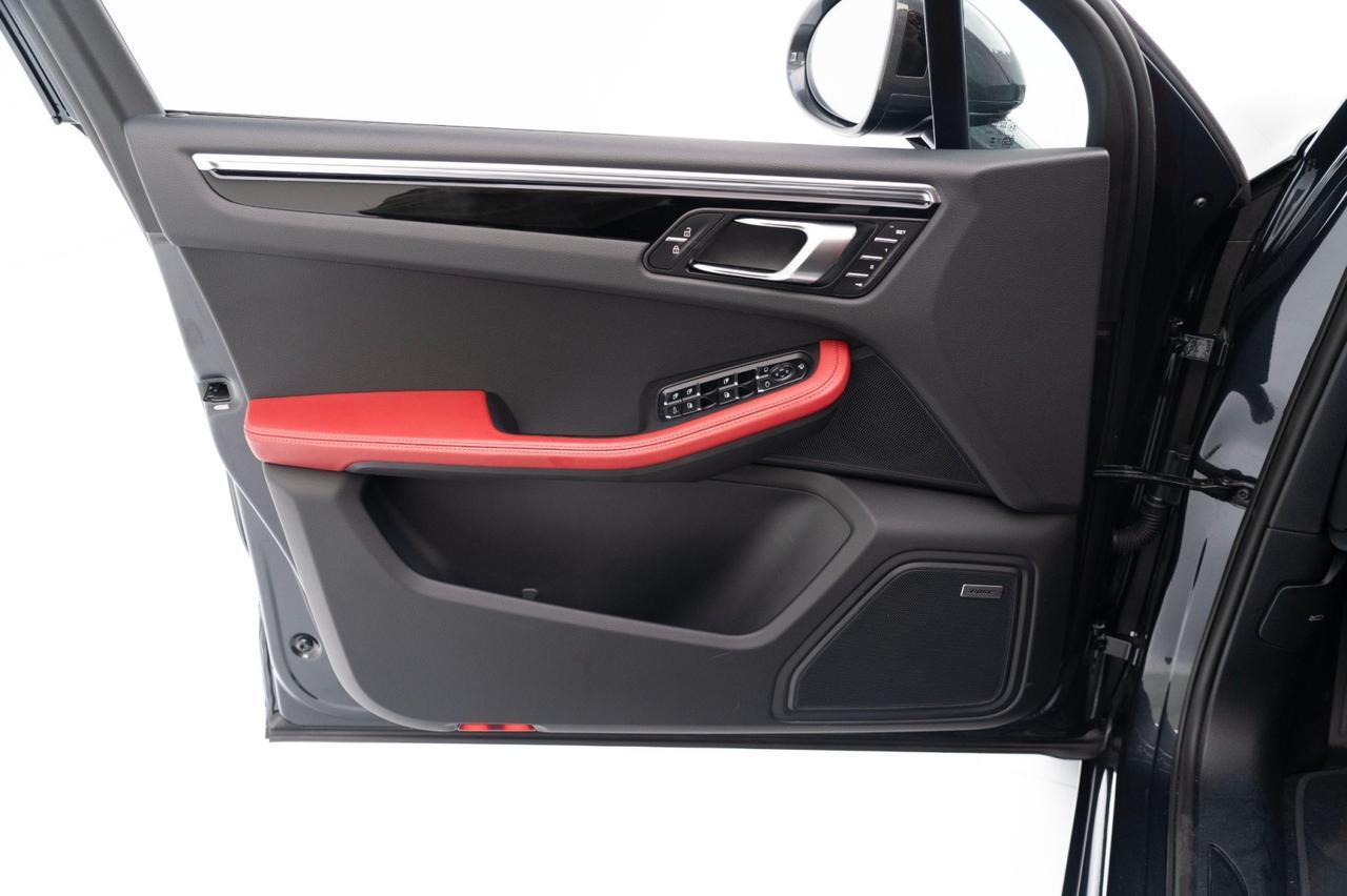 2024 Porsche Macan Pompano Beach FL