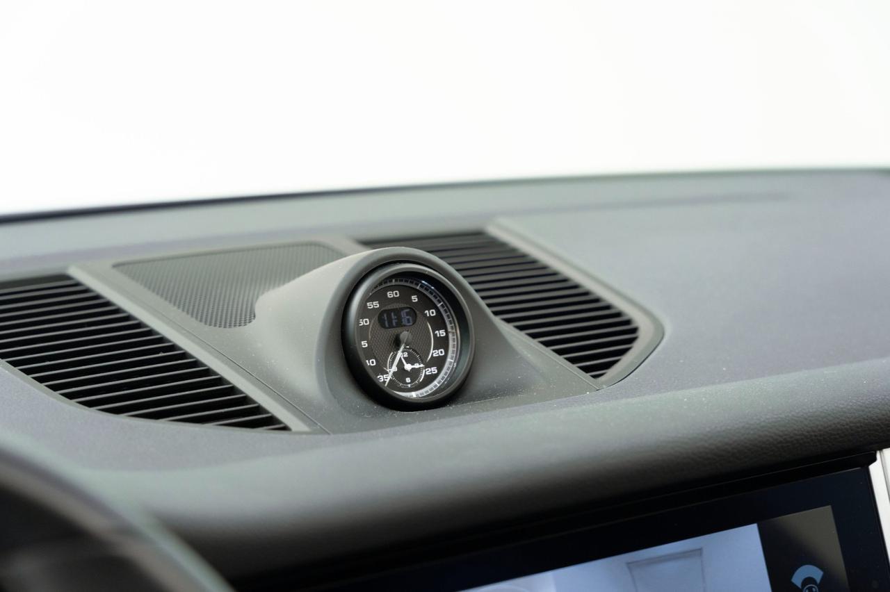 2024 Porsche Macan Pompano Beach FL