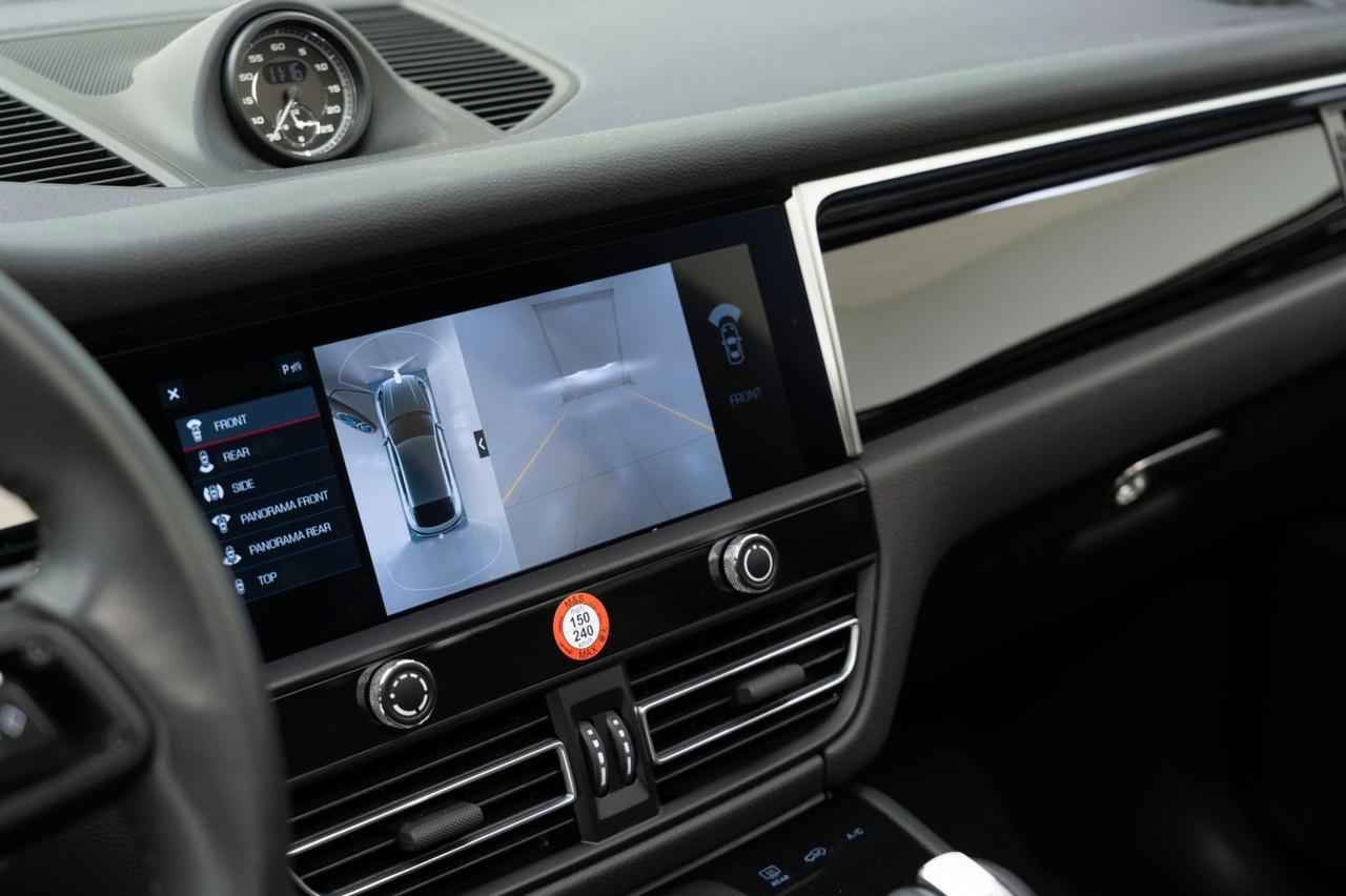 2024 Porsche Macan Pompano Beach FL