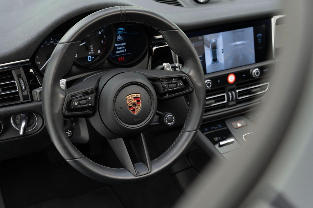 2024 Porsche Macan Pompano Beach FL