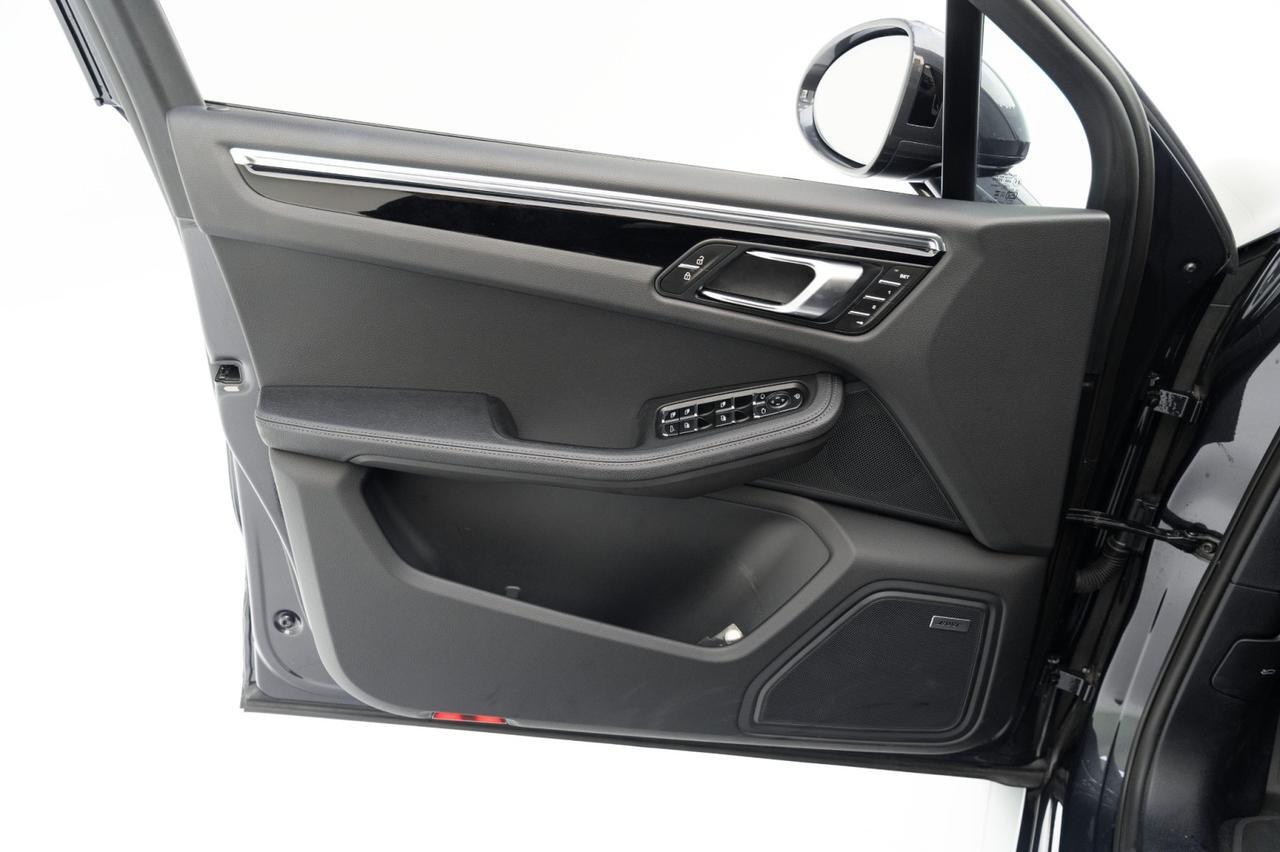 2024 Porsche Macan Pompano Beach FL