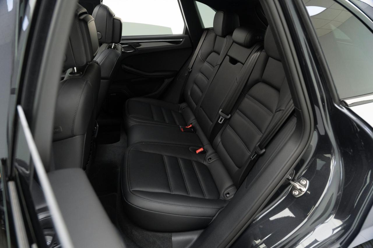 2024 Porsche Macan Pompano Beach FL