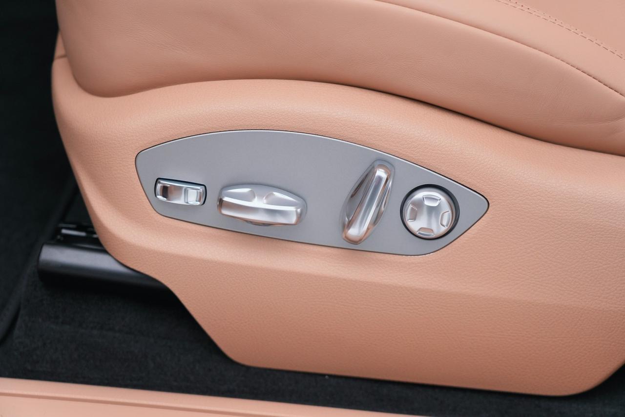 2024 Porsche Macan Pompano Beach FL