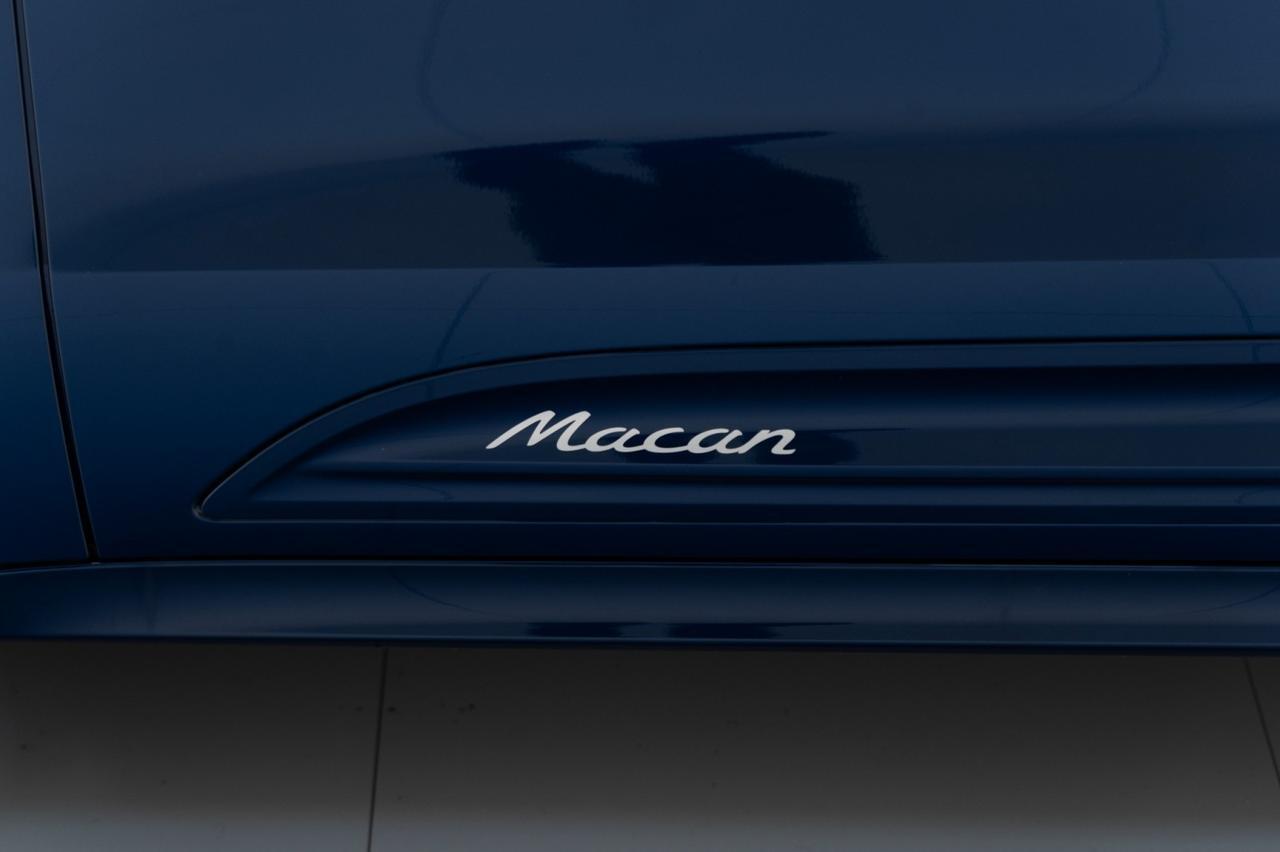 2024 Porsche Macan Pompano Beach FL