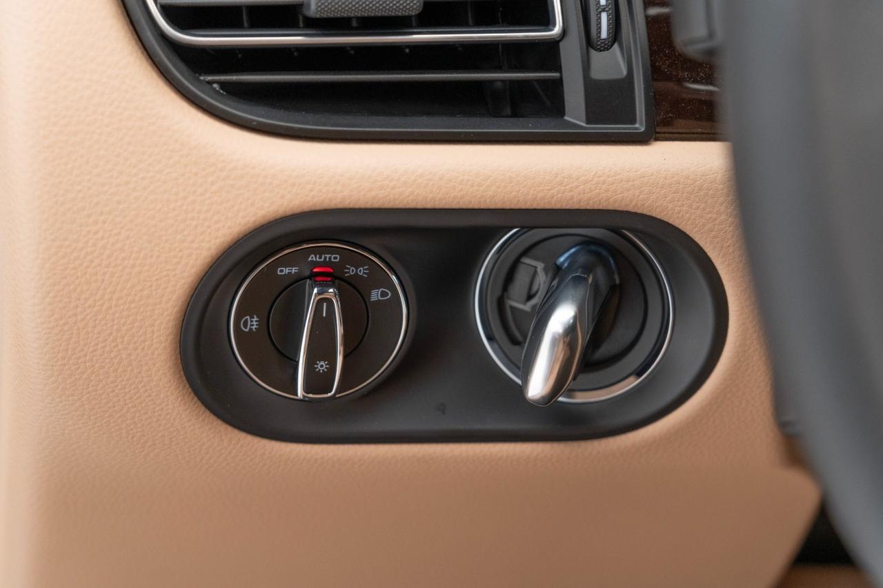 2024 Porsche Macan Pompano Beach FL