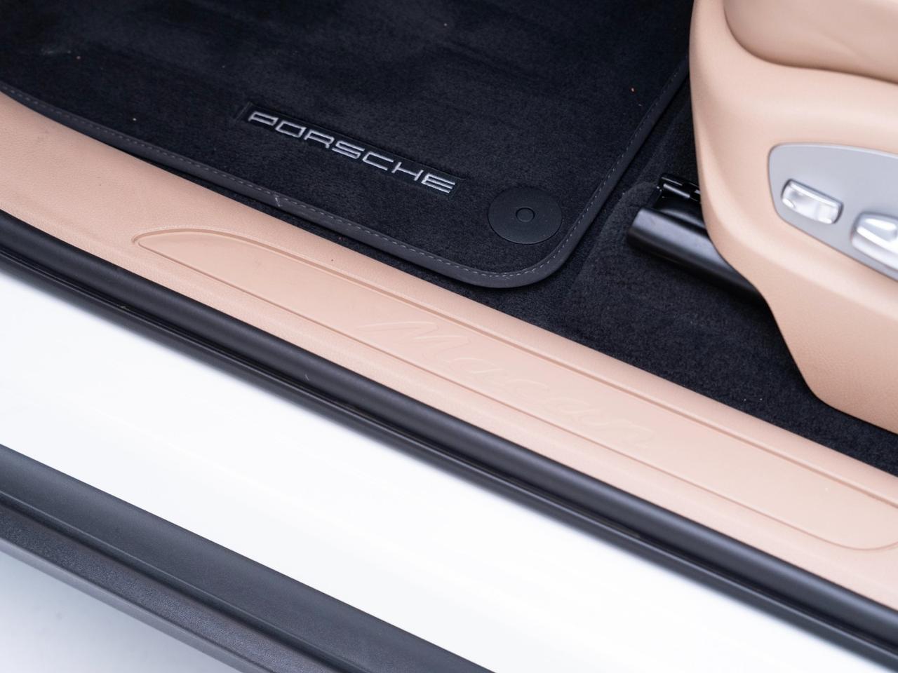 2024 Porsche Macan Pompano Beach FL