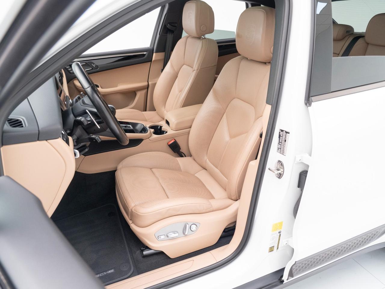 2024 Porsche Macan Pompano Beach FL