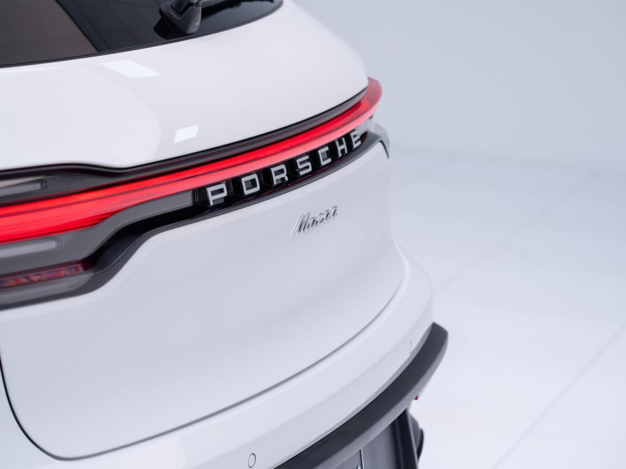 2024 Porsche Macan Pompano Beach FL