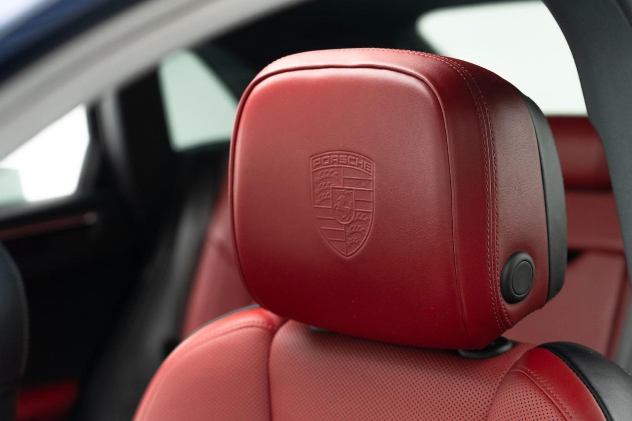 2024 Porsche Macan Pompano Beach FL