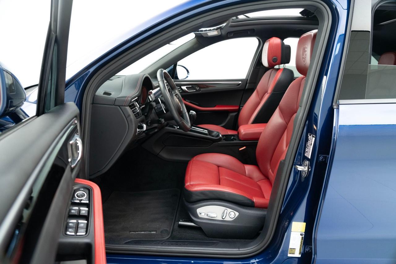 2024 Porsche Macan Pompano Beach FL