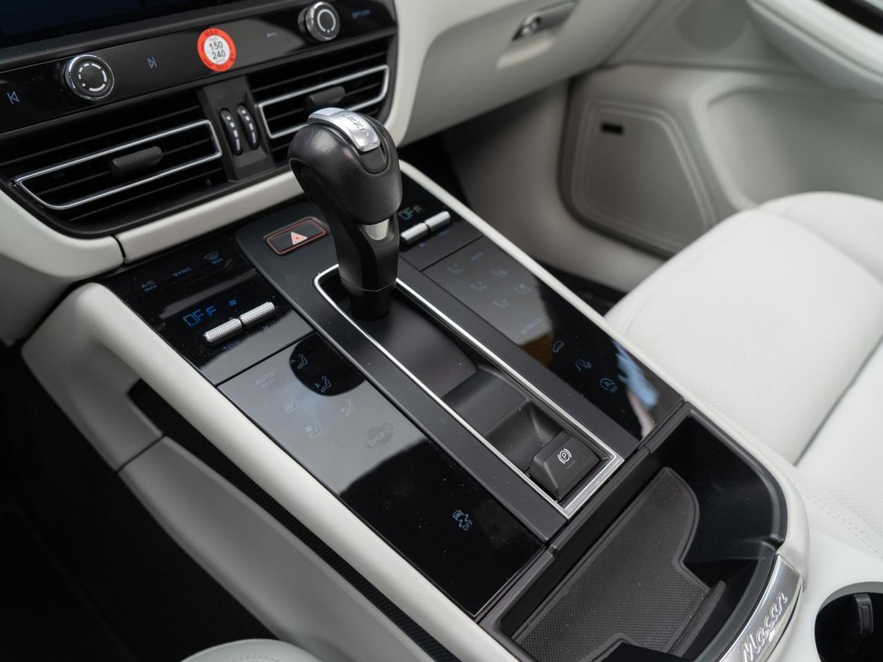 2024 Porsche Macan Pompano Beach FL