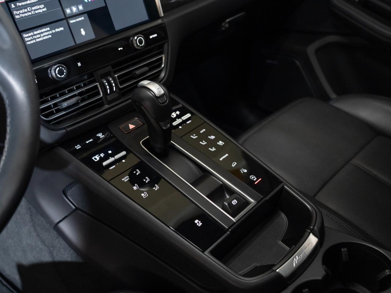 2024 Porsche Macan Pompano Beach FL