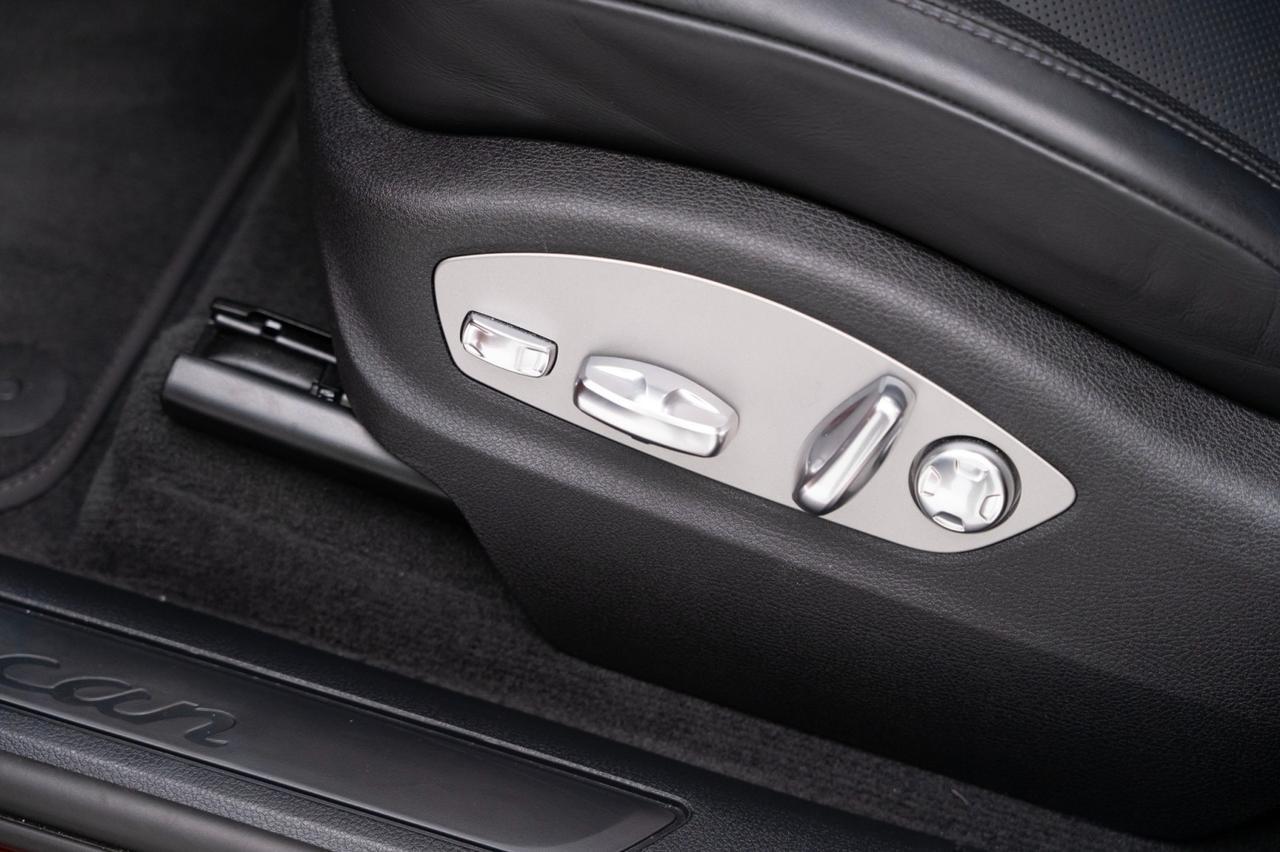 2024 Porsche Macan Pompano Beach FL