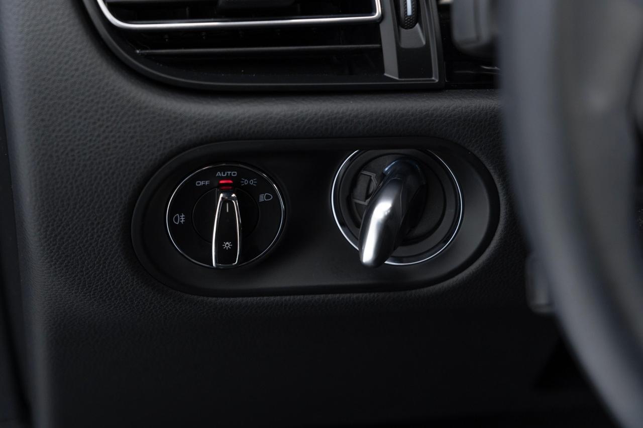 2024 Porsche Macan Pompano Beach FL