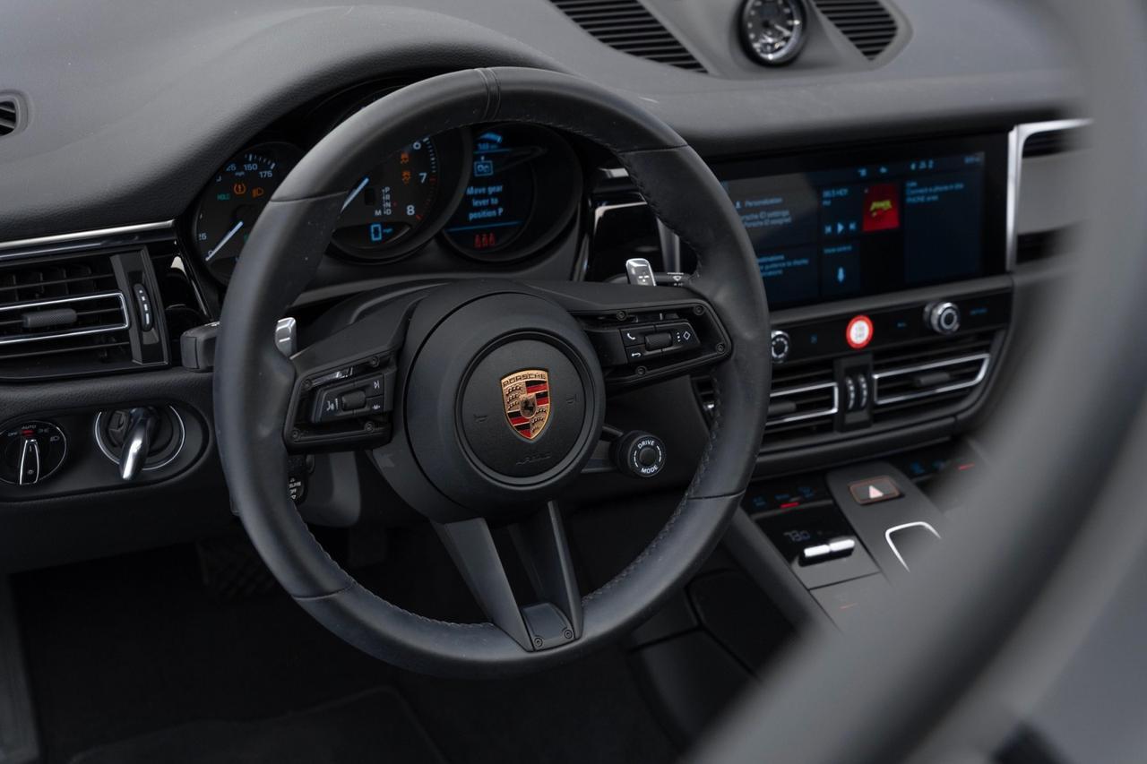 2024 Porsche Macan Pompano Beach FL