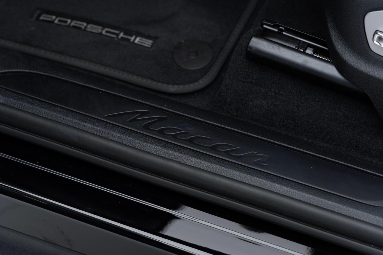 2024 Porsche Macan Pompano Beach FL