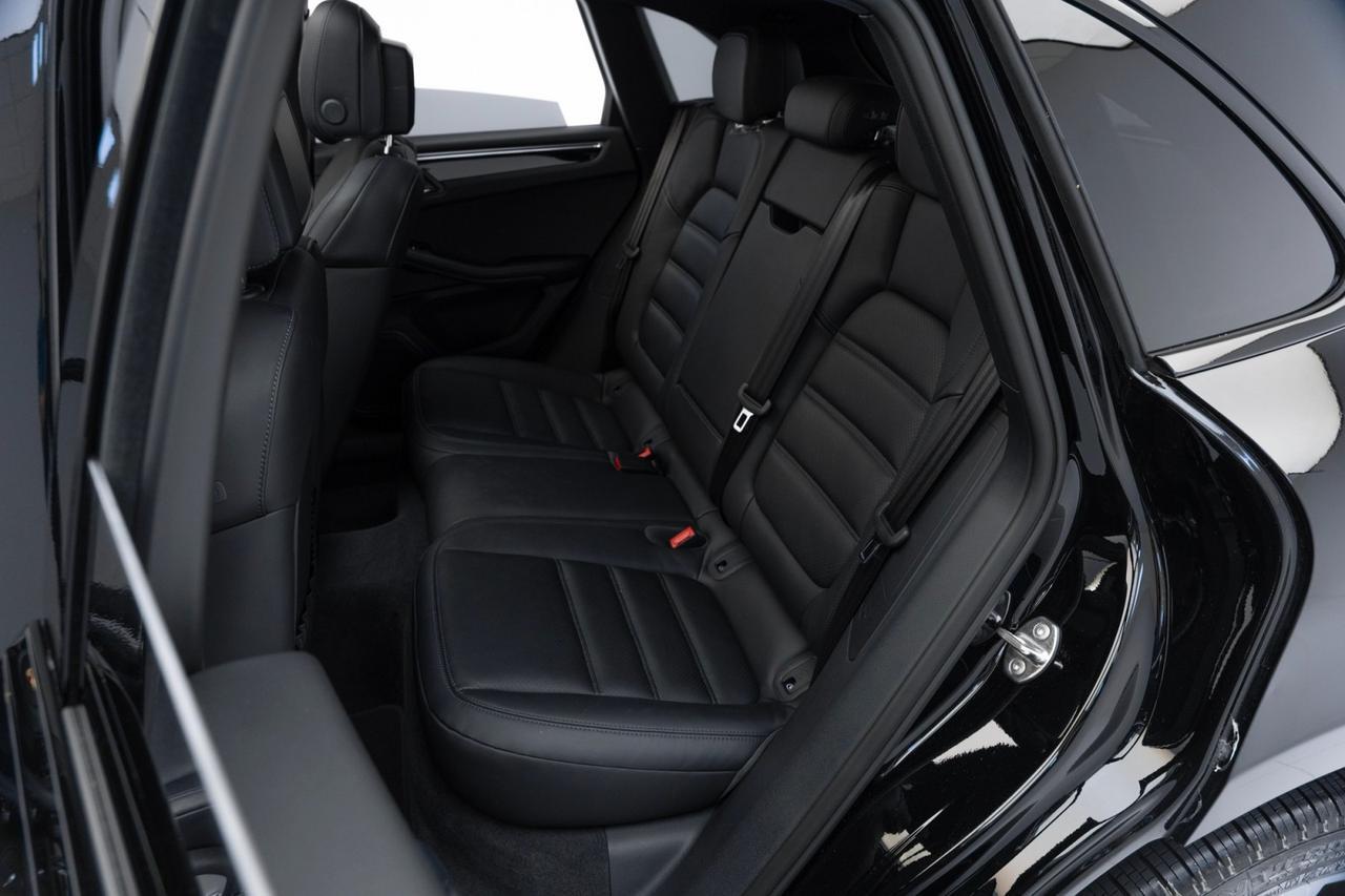 2024 Porsche Macan Pompano Beach FL
